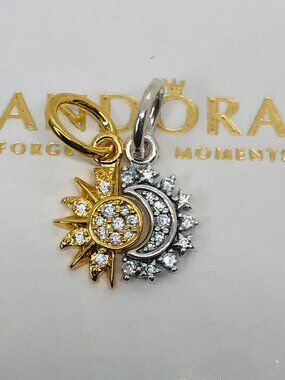 Pandora Splittable Sun & Moon Dangle Charm